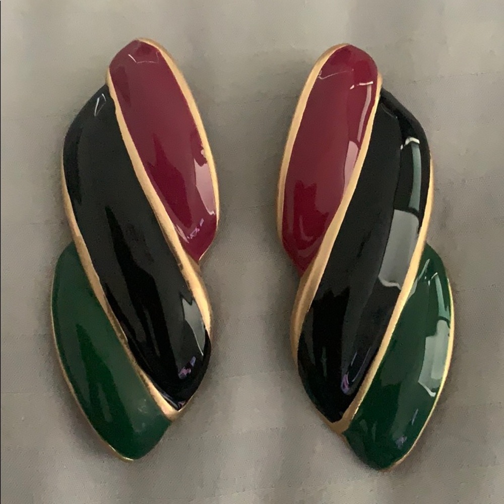 Clip on earrings